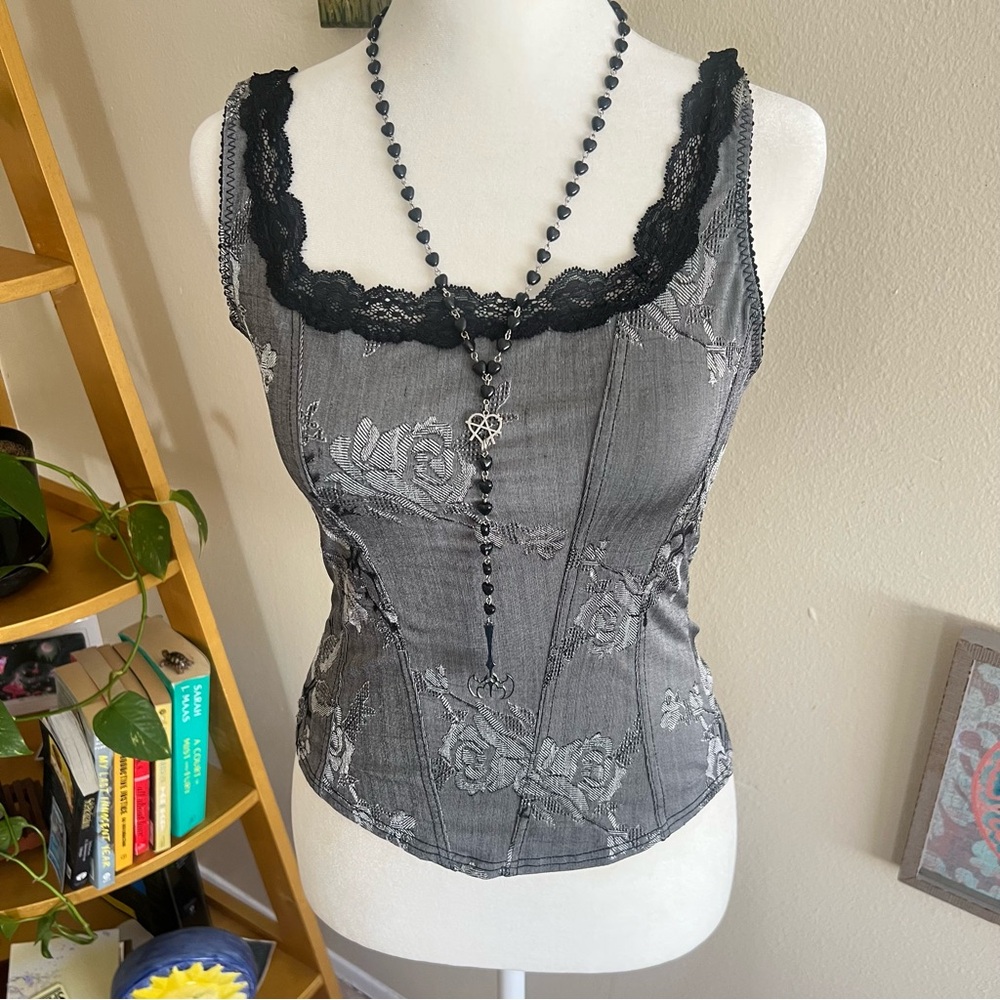 goth floral corset 🩶